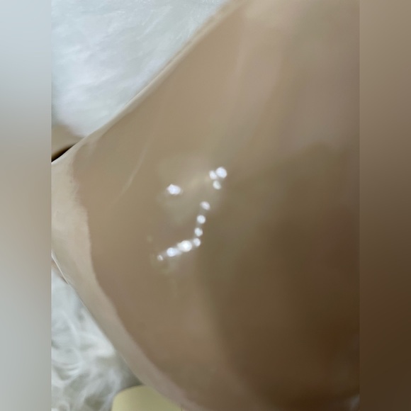 Brinkley C. Nude 4 1/2 inch heels. Size 10 - Picture 6 of 9